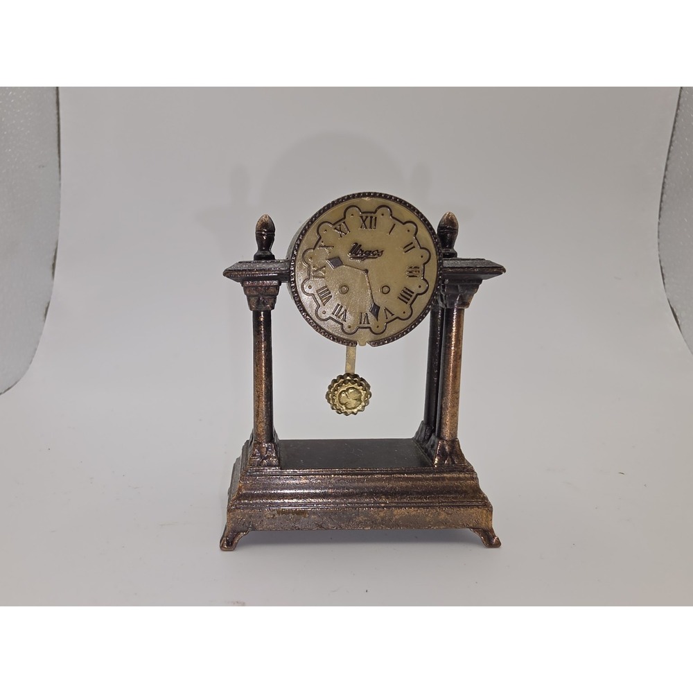 Vintage Novelty Mantle Clock Metal Pencil‎ Sharpener